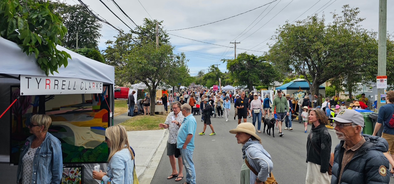 moss_street_tent_1200x600_2